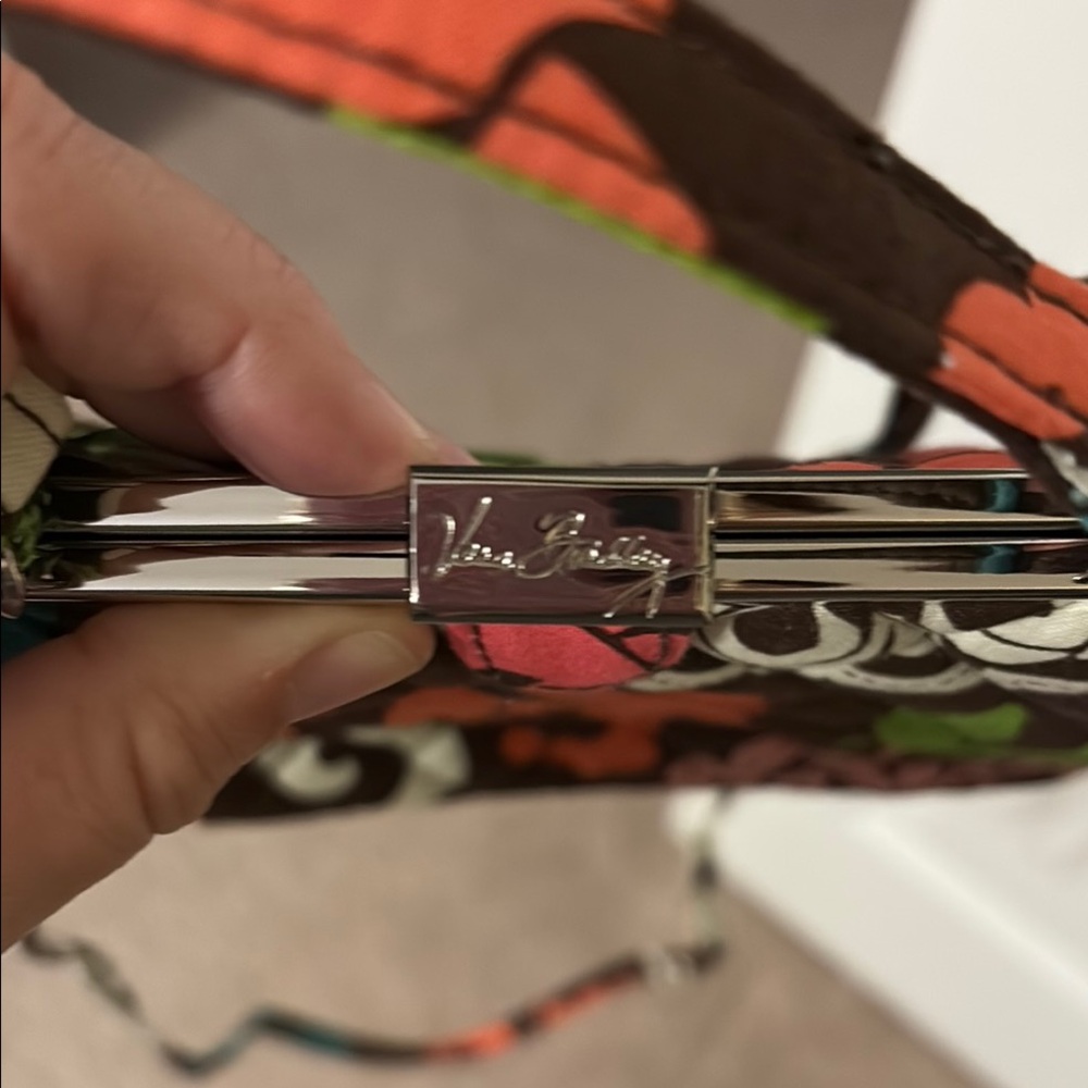 Vera Bradley mini frame Lola Crossbody Bag - Picture 7 of 7